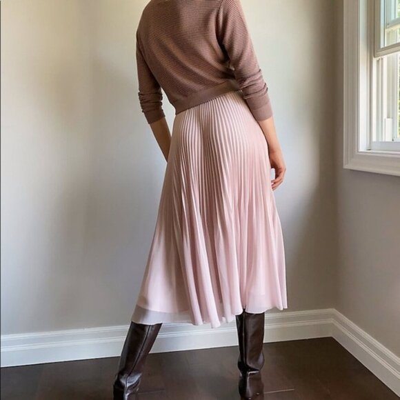 Aritzia Wilfred Twirl Midi Skirt Light Pink Size XS - Picture 6 of 11